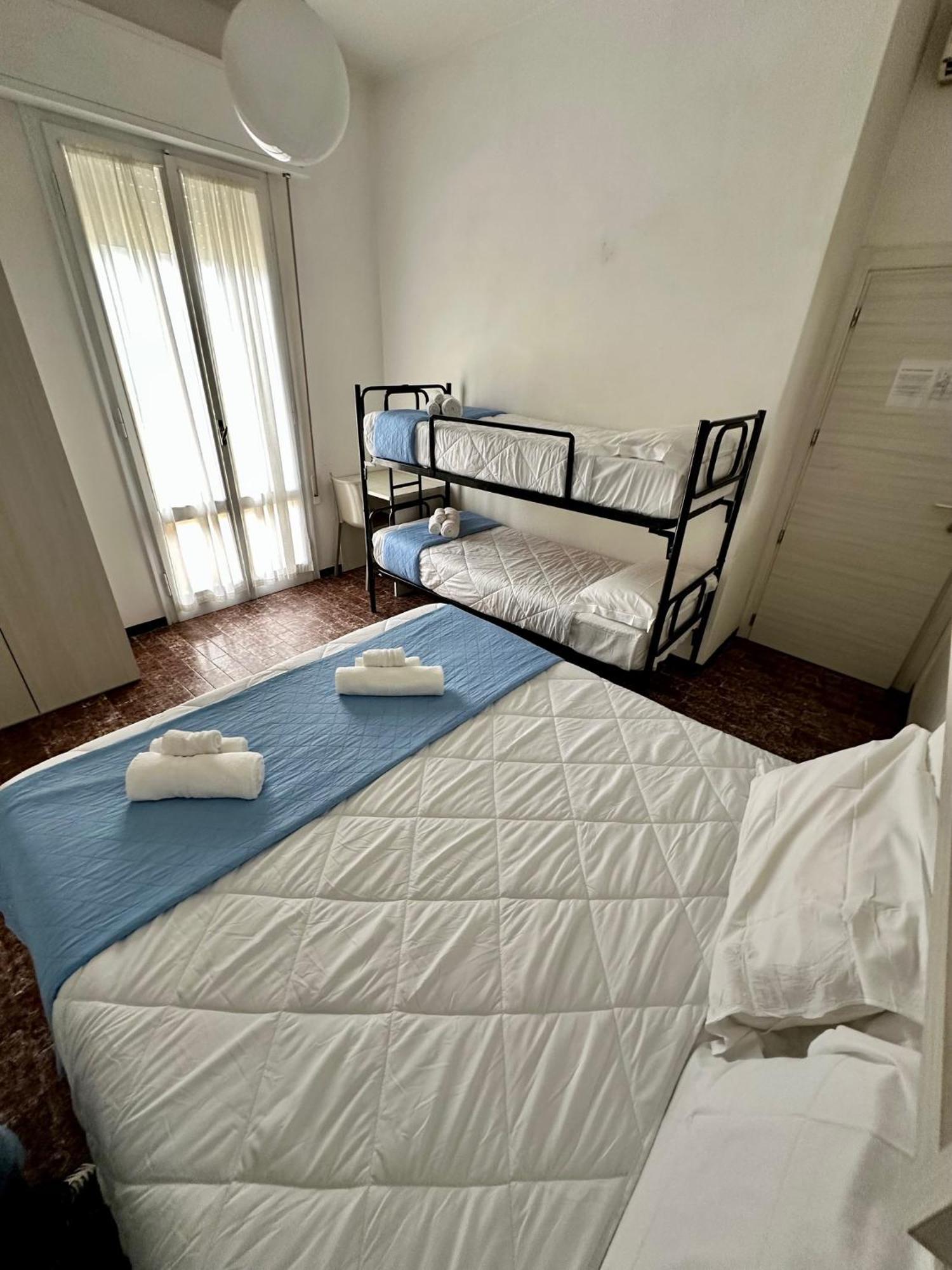 Hotel Napoleon 里乔内 外观 照片