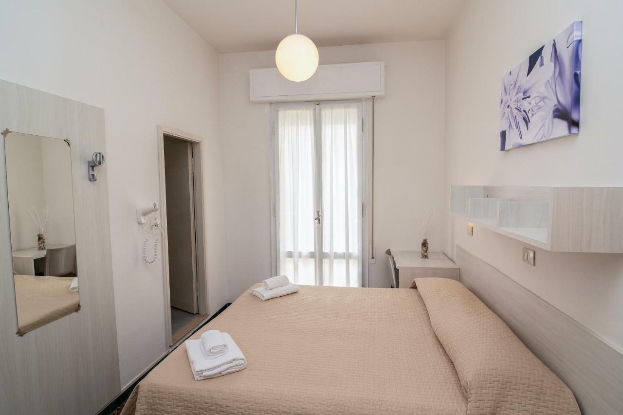 Hotel Napoleon 里乔内 外观 照片